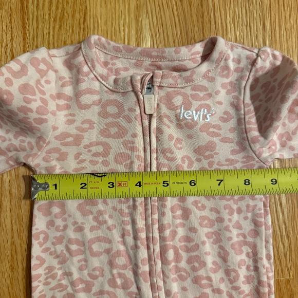 Levi’s Baby Girl Footed 1 Piece - Picture 9 of 9